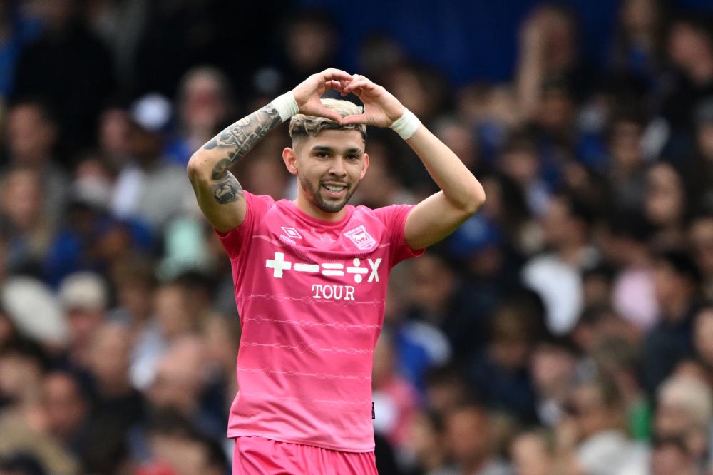 熱刺尋找凱恩接班人：弗拉霍維奇成頭號目標！拜仁出售球員繼續追凱恩！.